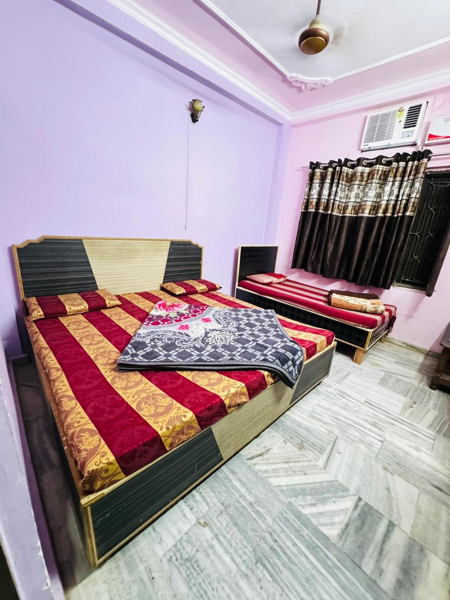 Hotel Hari Ganga - Harkipauri Road Haridwār Dış mekan fotoğraf