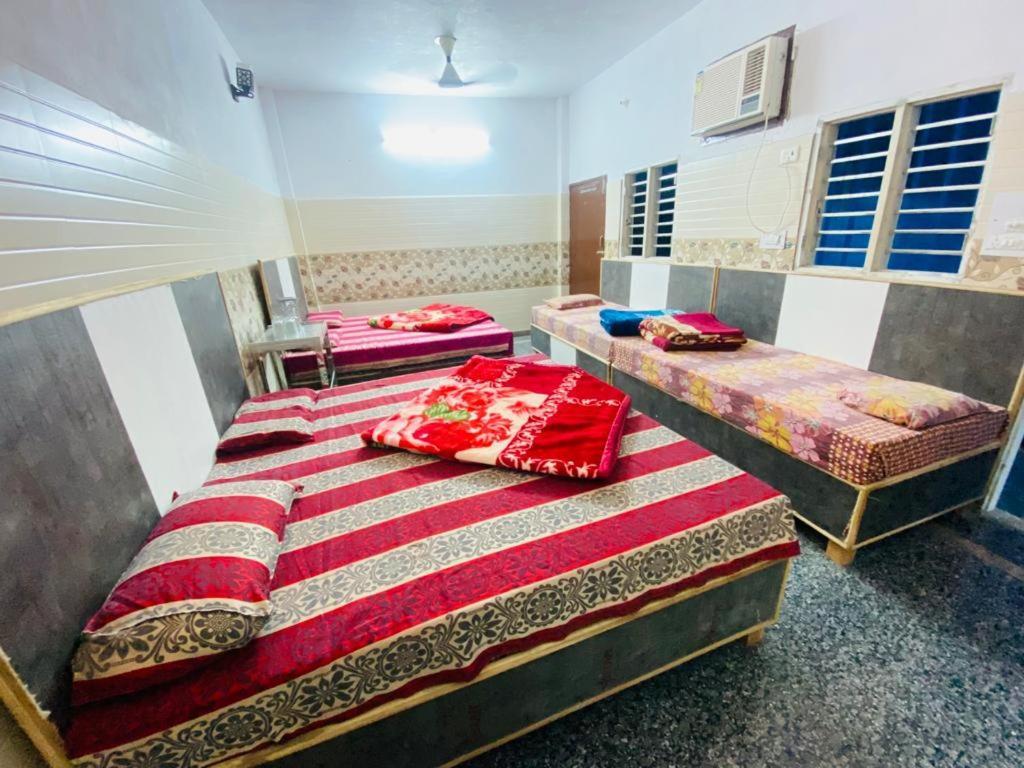 Hotel Hari Ganga - Harkipauri Road Haridwār Dış mekan fotoğraf